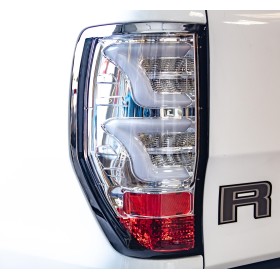 Luces LED Ford Ranger - Fondo cromado - Vidrio ahumado - (desde 2012)