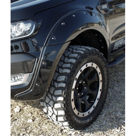 Guardabarros Ford Ranger Flares - Black Shadow