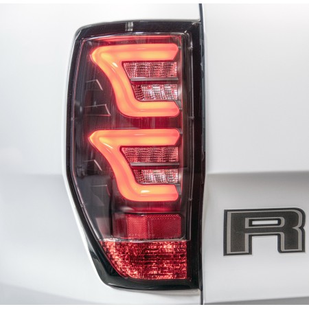 Luces LED Ranger - Fondo Negro - Vidrio Transparente